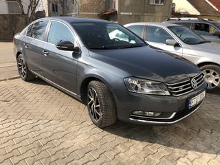 Volkswagen Passat foto 9