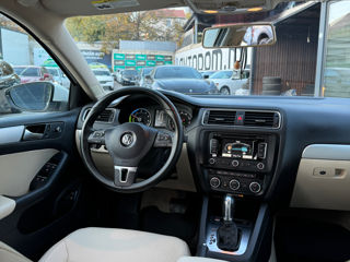 Volkswagen Jetta foto 5