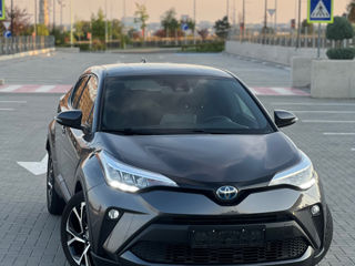 Toyota C-HR foto 3