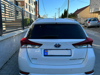 Toyota Auris foto 3