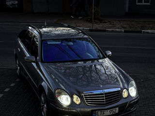 Mercedes E-Class foto 2