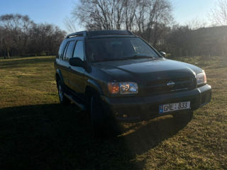 Nissan Pathfinder foto 4