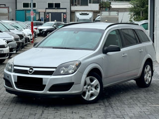 Opel Astra foto 1