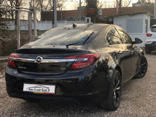 Opel Insignia foto 2