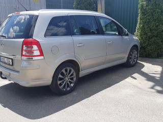 Opel Zafira foto 5