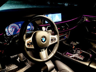 BMW 7 Series foto 10