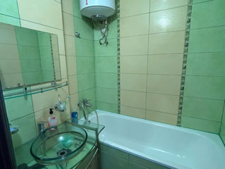 Apartament cu 2 camere, 52 m², Podul Chișinăului, Bălți foto 7