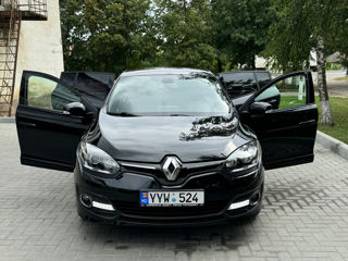 Renault Megane foto 1