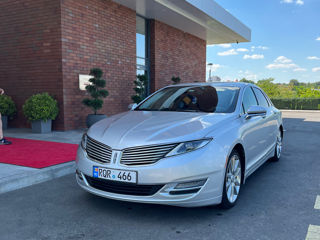 Lincoln MKZ foto 1