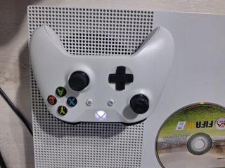 Xbox one S 500Gb foto 5