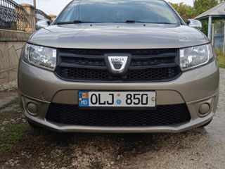 Dacia Logan foto 1