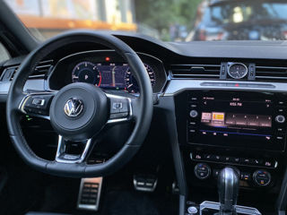 Volkswagen Passat foto 4