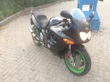 Suzuki Gsx 750 foto 1