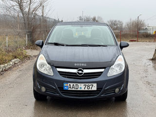 Opel Corsa foto 2