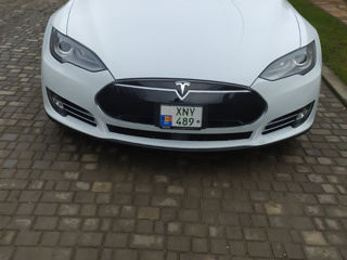 Tesla Model S foto 7