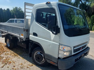 Mitsubishi fuso canter foto 7