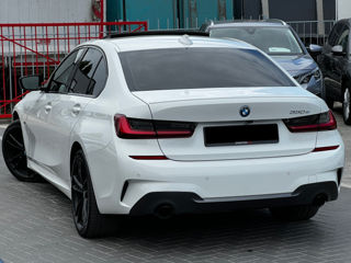 BMW 3 Series foto 4