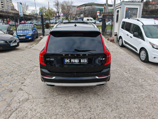 Volvo XC90 foto 7