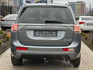 Mitsubishi Outlander foto 6