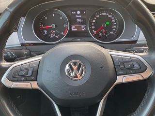 Volkswagen Passat foto 6