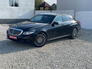 Mercedes E-Class foto 1