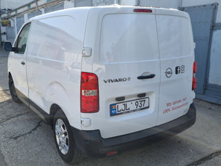 Opel Vivaro foto 3