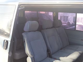 Volkswagen Caravelle foto 4