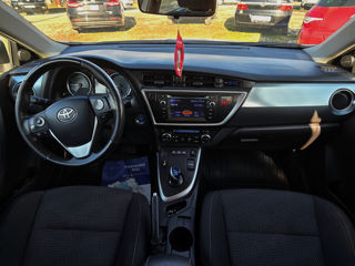 Toyota Auris foto 6