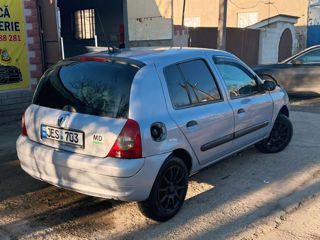 Renault Clio foto 3