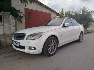 Mercedes C-Class foto 3