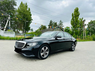 Mercedes E-Class foto 3