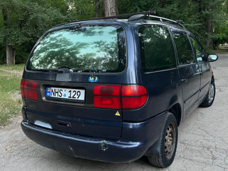 Volkswagen Sharan foto 5