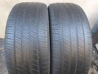 235/45/ R18- Michelin.