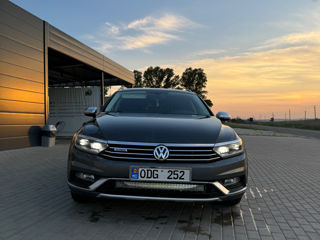 Volkswagen Passat foto 3