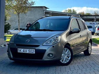 Renault Clio foto 1