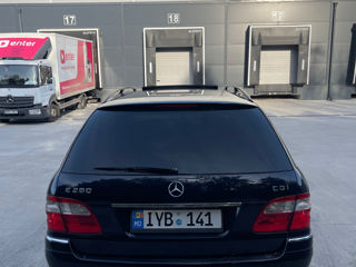 Mercedes E-Class foto 9