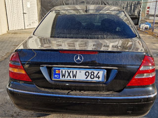 Mercedes E-Class foto 3