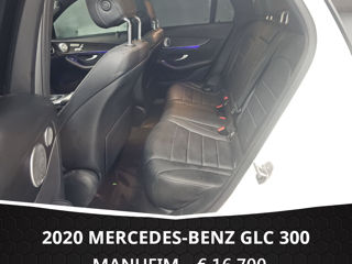 Mercedes GLC foto 8