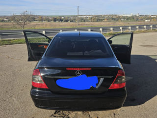 Mercedes E-Class foto 5