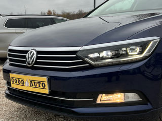 Volkswagen Passat foto 6