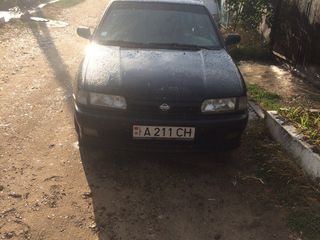 Nissan Primera foto 1