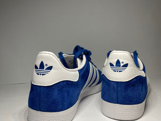 Vând ghete adidas gazelle foto 2