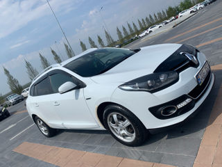 Renault Megane foto 1