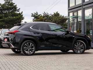 Lexus UX foto 6