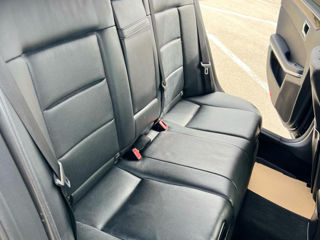 Mercedes E-Class фото 6