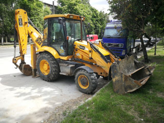 Excavatoare, basculante,platforma, compactor, buldozer, buldoexcavator foto 5