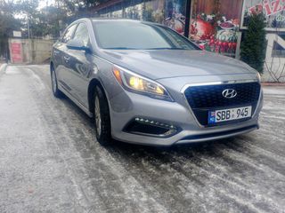 Hyundai Sonata foto 1