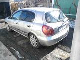 Nissan Almera foto 1