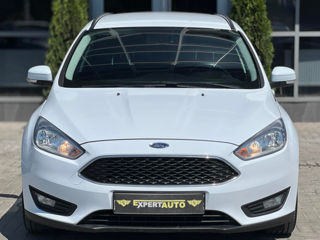 Ford Focus foto 2