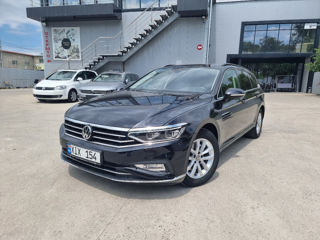 Volkswagen Passat foto 1